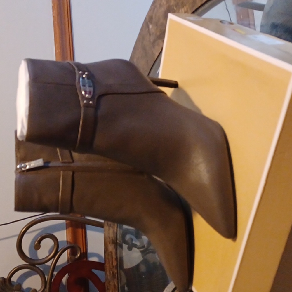 Michael  Kors  Booties (Brand New)